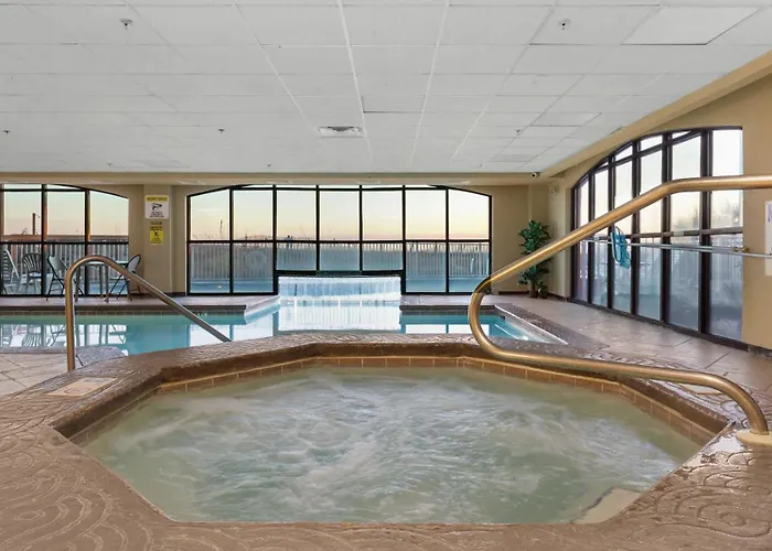 With Gulf View Direct Access Indoor Outdoor Pool 450 In Free Or Discounted Activities Every Day Holiday home *